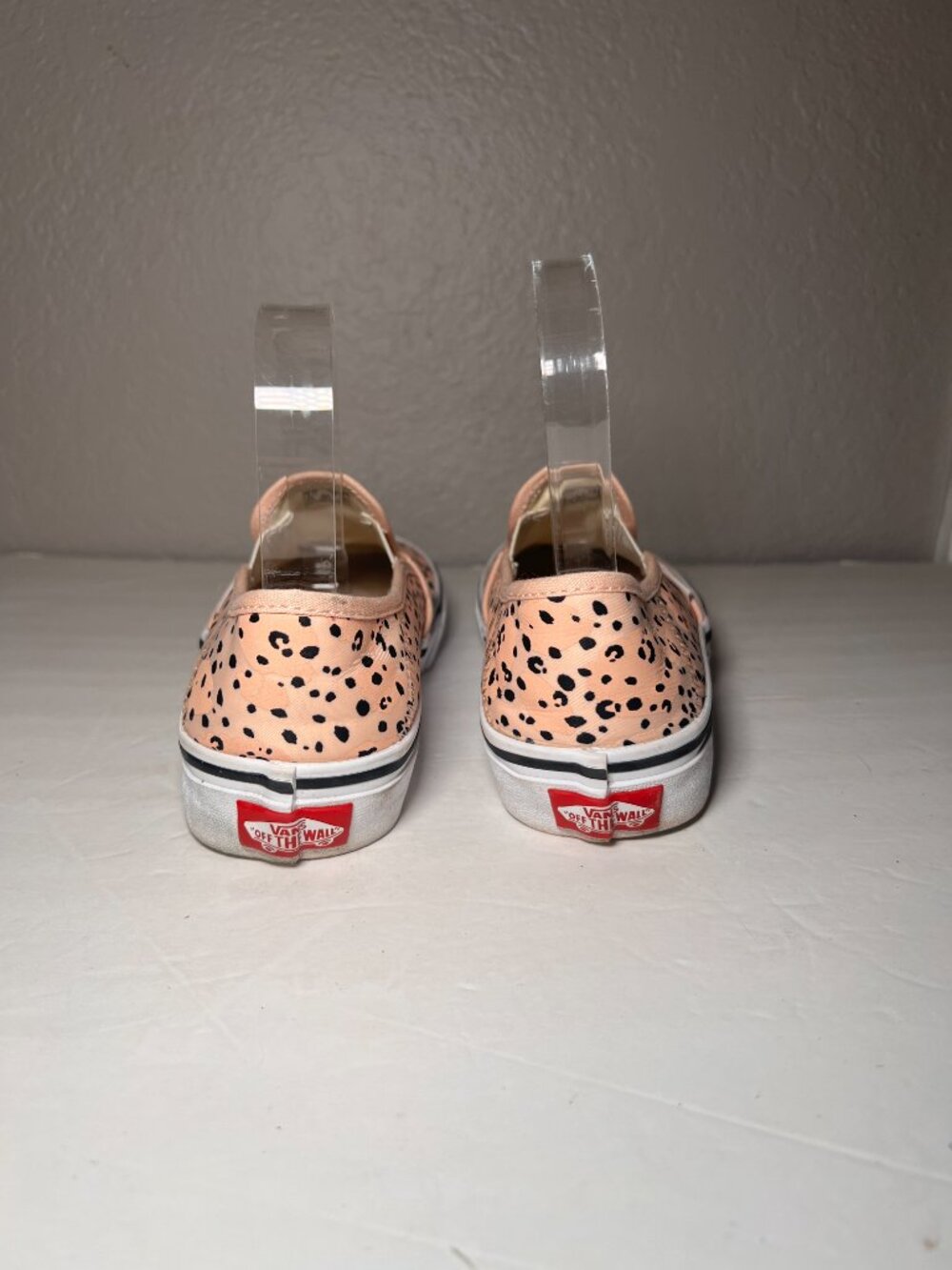 Vans Women Size 5.5 Ultracush Leila Hurst Peach Cheetah Print Sneakers Slip On - Picture 8 of 11